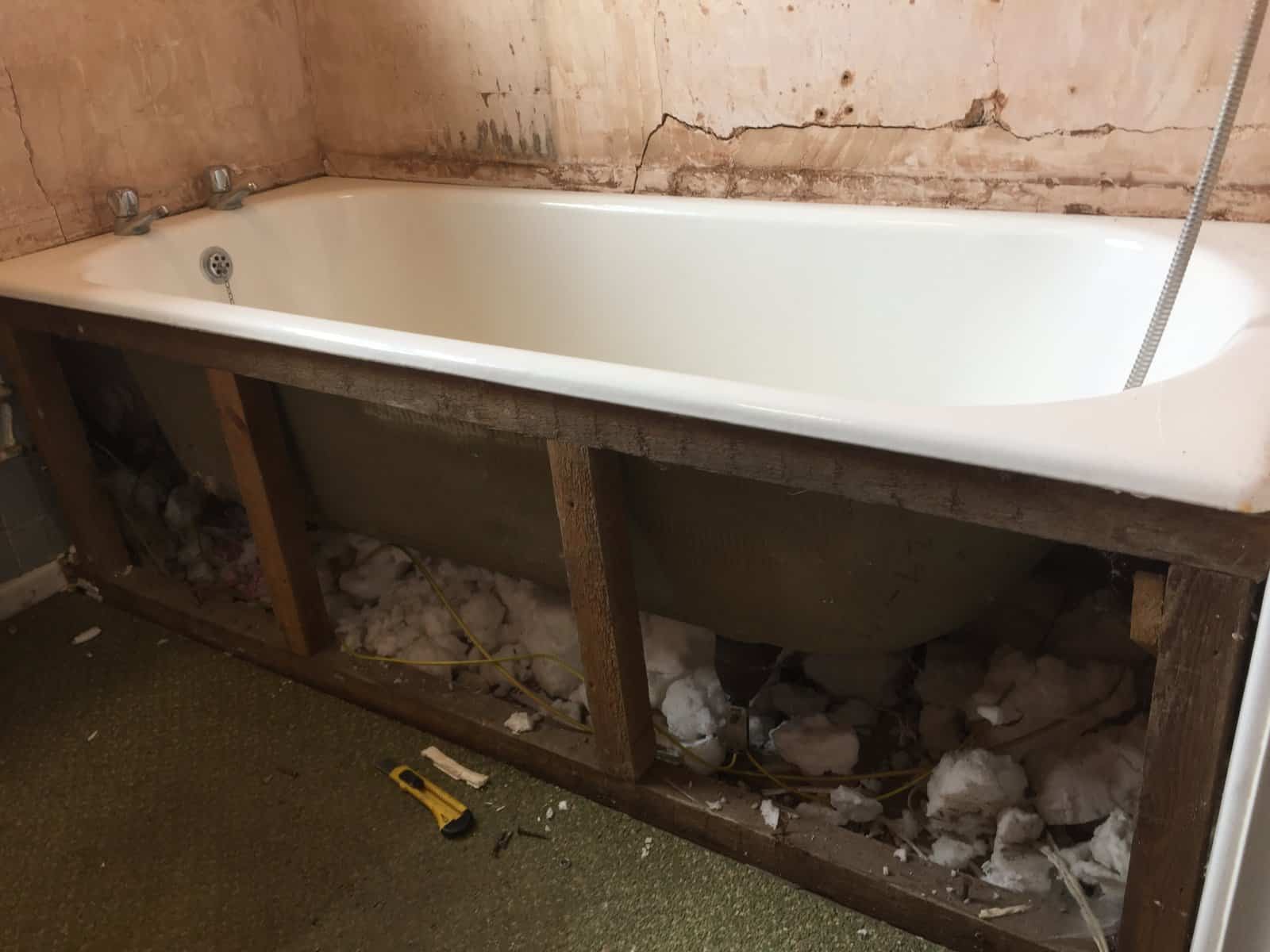 Can You Find Asbestos in a Bath Panel?